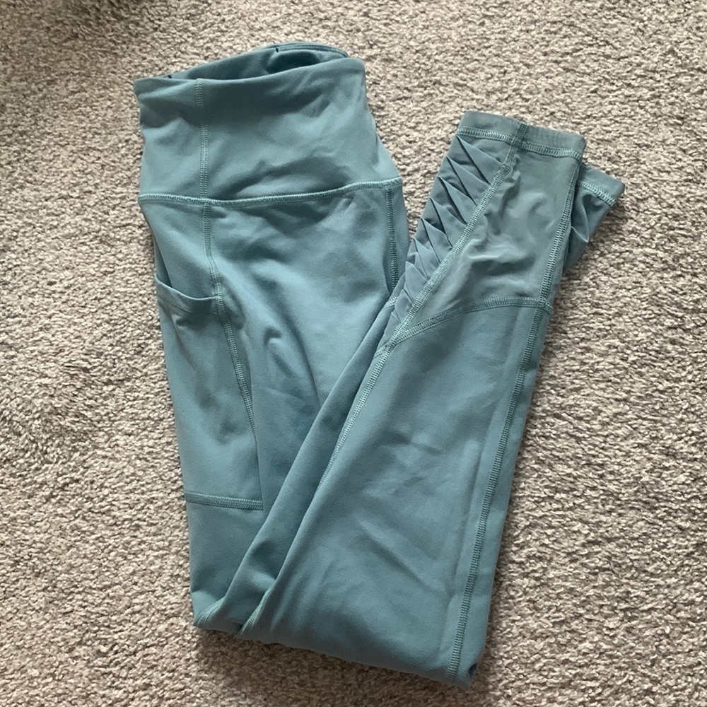 Victoria’s Secret knockout tight leggings powder blue aqua size medium